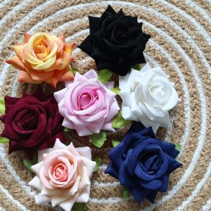 Alternative view of Rose clip